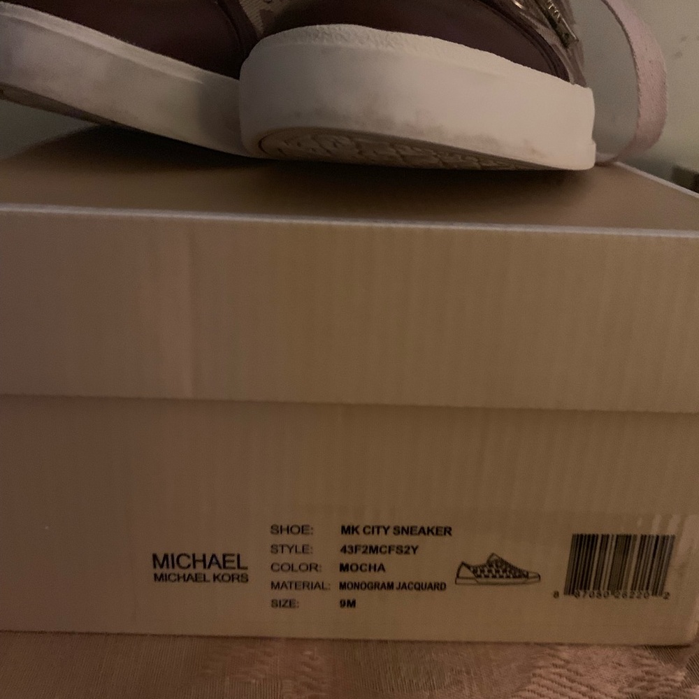 MK sneakers - Picture 2 of 4